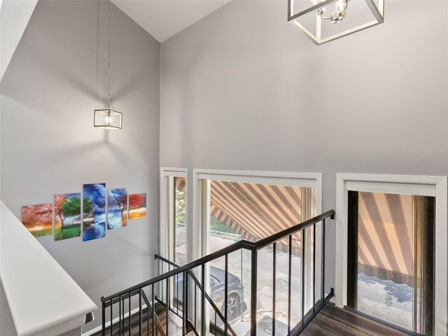 15 Stoney Creek CV, Lakeway, TX 78734
