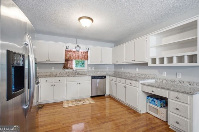 11212 Hemlock Road, Hampton, GA 30228