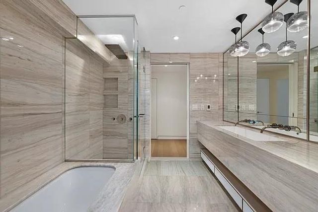 135 W 52nd Street 8D, New York (manhattan), NY 10019