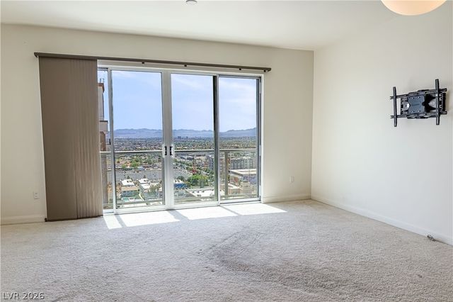 150 Las Vegas Boulevard 1813, Las Vegas, NV 89101