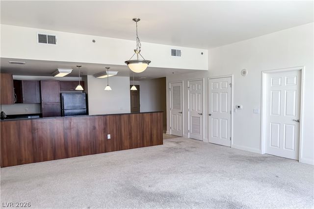 150 Las Vegas Boulevard 1813, Las Vegas, NV 89101