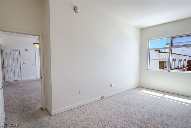150 Las Vegas Boulevard 1813, Las Vegas, NV 89101