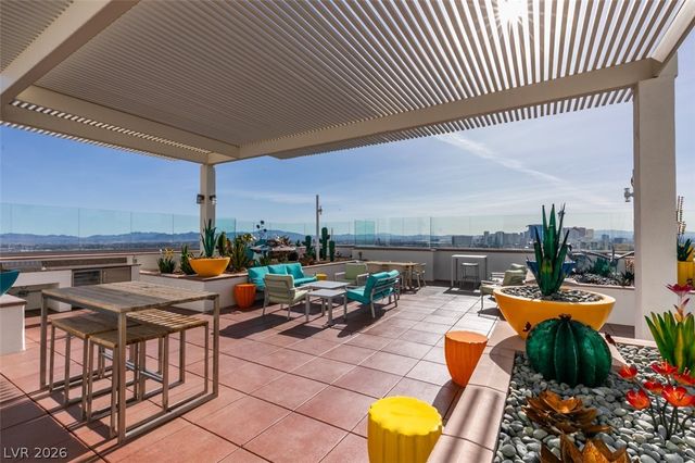 150 Las Vegas Boulevard 1813, Las Vegas, NV 89101