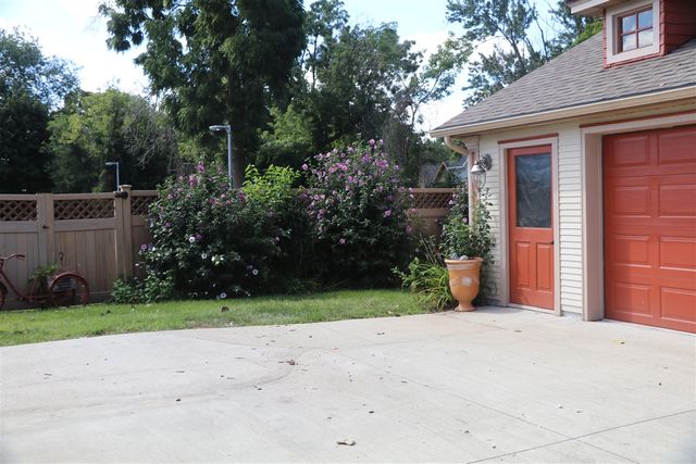 427 James Avenue, Grand Rapids, MI 49503