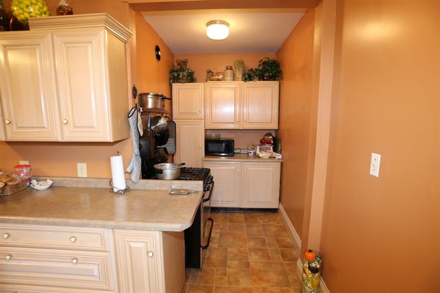 427 James Avenue, Grand Rapids, MI 49503