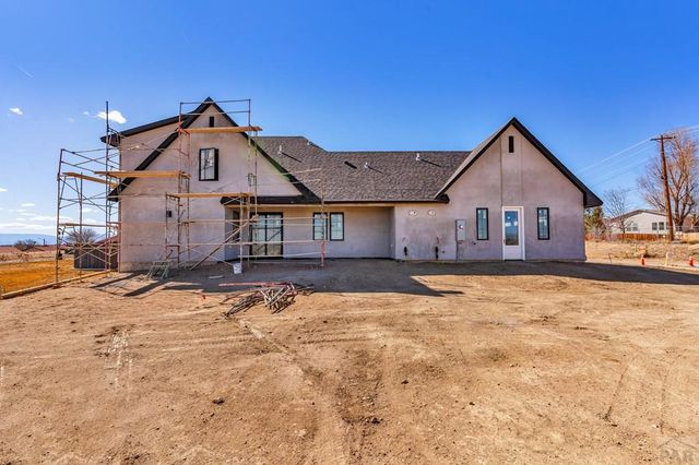 1311 Aquila Dr, Pueblo, CO 81008