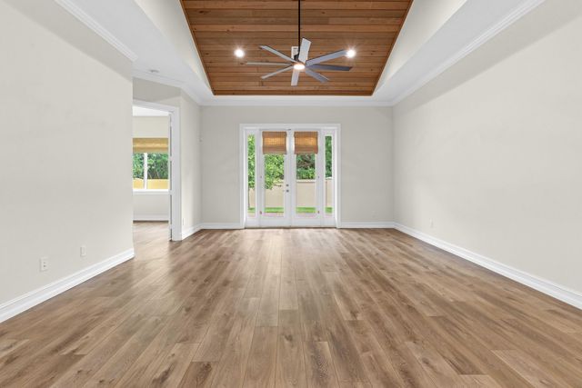 2025 Bridgepointe Circle 118, Vero Beach, FL 32967