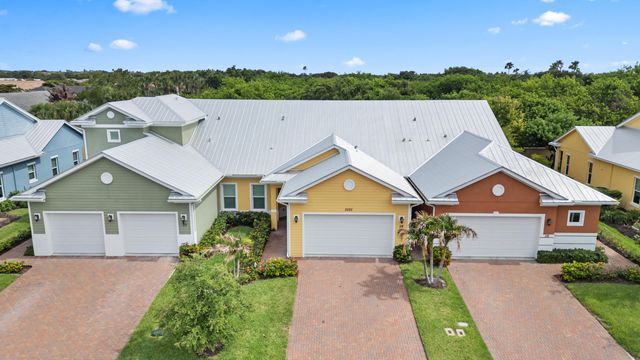 2025 Bridgepointe Circle 118, Vero Beach, FL 32967