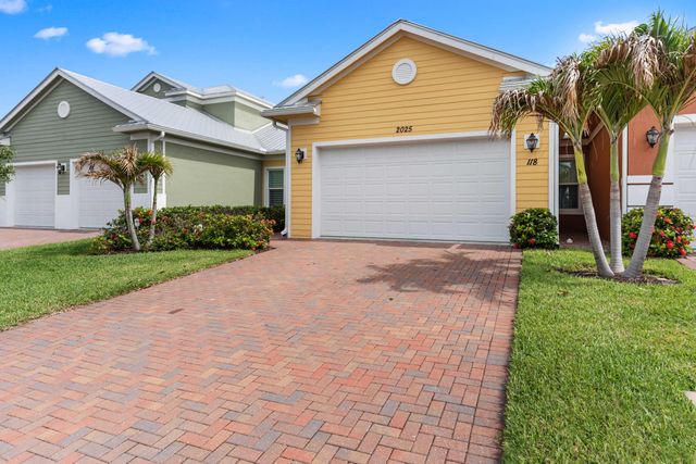 2025 Bridgepointe Circle 118, Vero Beach, FL 32967