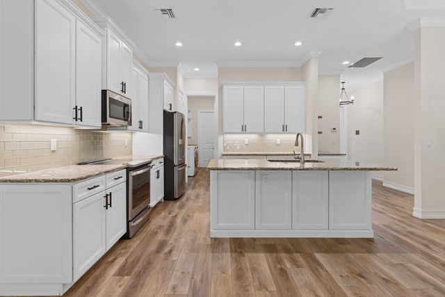 2025 Bridgepointe Circle 118, Vero Beach, FL 32967