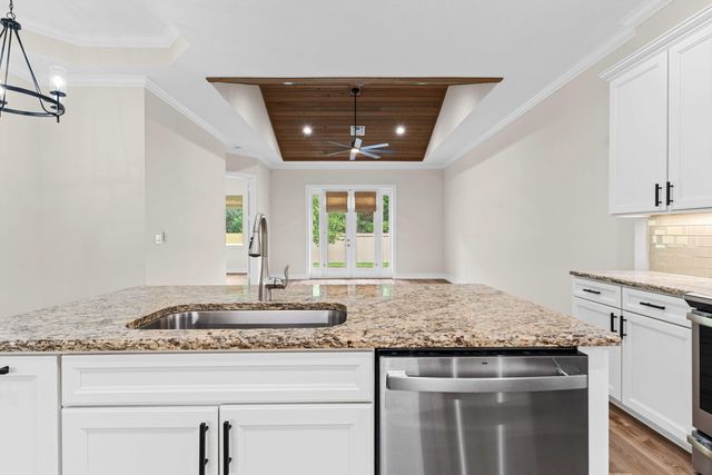 2025 Bridgepointe Circle 118, Vero Beach, FL 32967