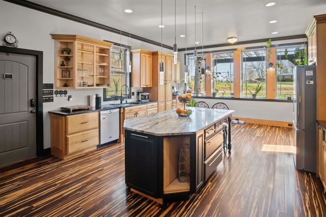 4107 Sandy Plains Road, Tryon, NC 28782