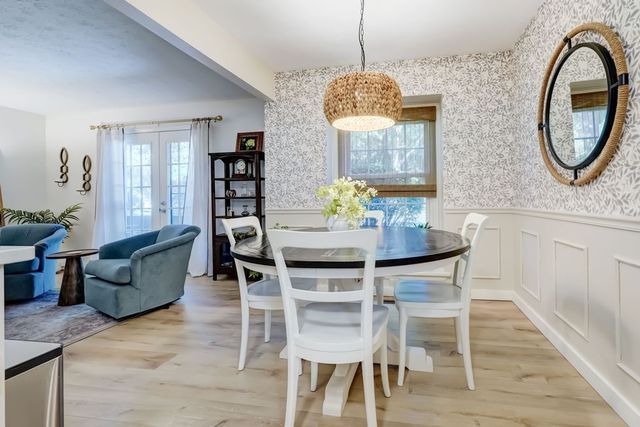 32 Wood Creek Drive, Pittsford, NY 14534