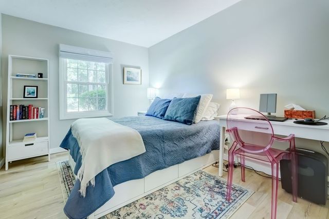 32 Wood Creek Drive, Pittsford, NY 14534