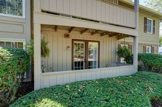 32 Wood Creek Drive, Pittsford, NY 14534