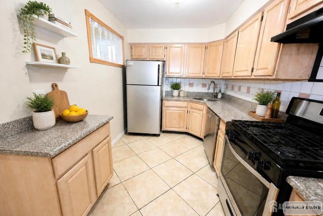 2406 Jesse Way, Piscataway, NJ 08854