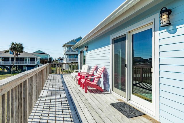 4215 San Jacinto Drive, Galveston, TX 77554