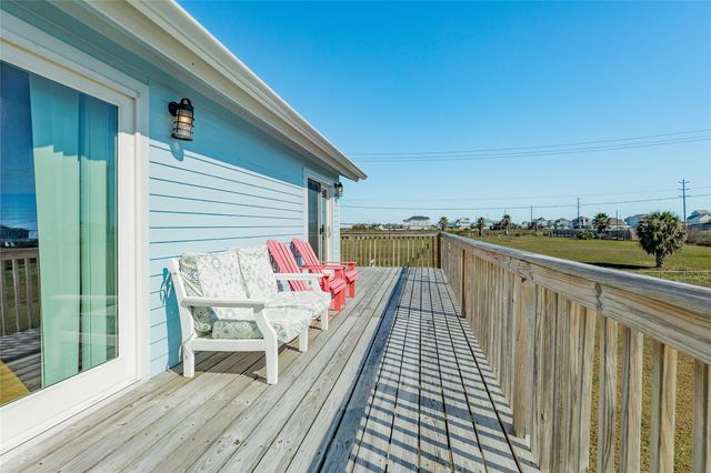 4215 San Jacinto Drive, Galveston, TX 77554