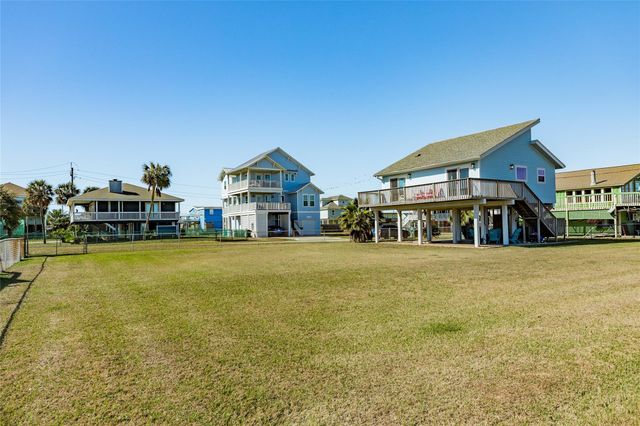 4215 San Jacinto Drive, Galveston, TX 77554