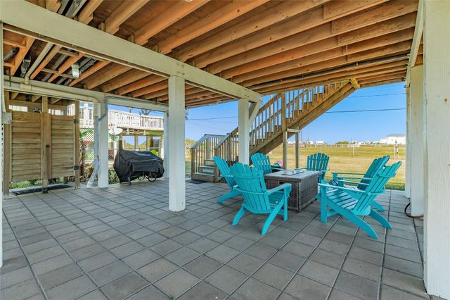 4215 San Jacinto Drive, Galveston, TX 77554