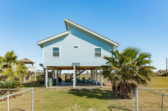 4215 San Jacinto Drive, Galveston, TX 77554