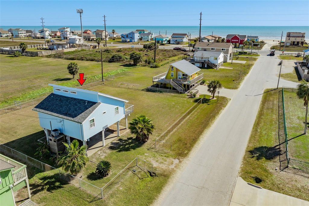 4215 San Jacinto Drive, Galveston, TX 77554