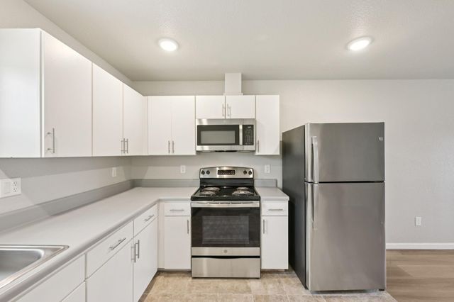 274 Plez Morgan Drive B, Montgomery, TX 77356