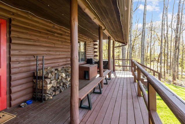 W9946 VIEW RIDGE LANE, New London, WI 54961