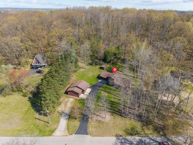 W9946 VIEW RIDGE LANE, New London, WI 54961
