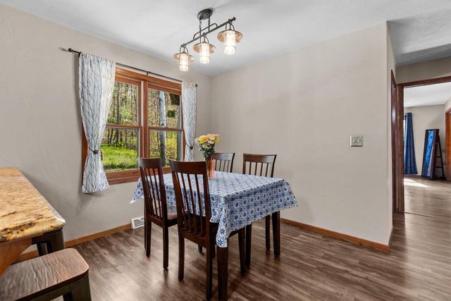 W9946 VIEW RIDGE LANE, New London, WI 54961