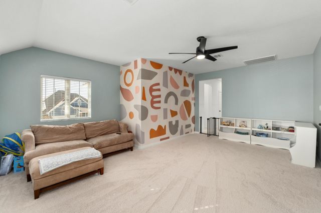 1954 Headwaters BLVD, Dripping Springs, TX 78620