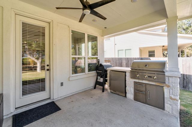 1954 Headwaters BLVD, Dripping Springs, TX 78620