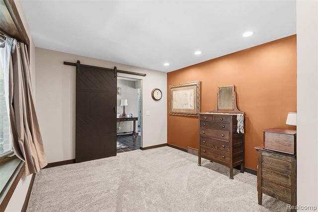 3232 Shady Oak Drive, Columbiaville, MI 48421