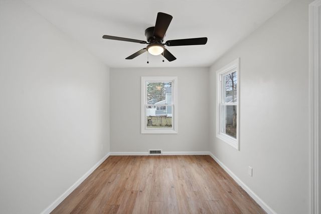 78 W Bay Path Terrace, Springfield, MA 01109