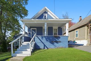 262 Bartlett Place, Elgin, IL 60120