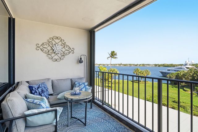 122 Lakeshore Drive 433, North Palm Beach, FL 33408