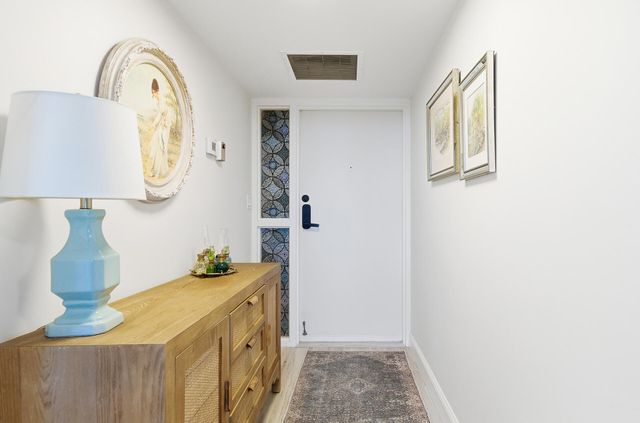 122 Lakeshore Drive 433, North Palm Beach, FL 33408