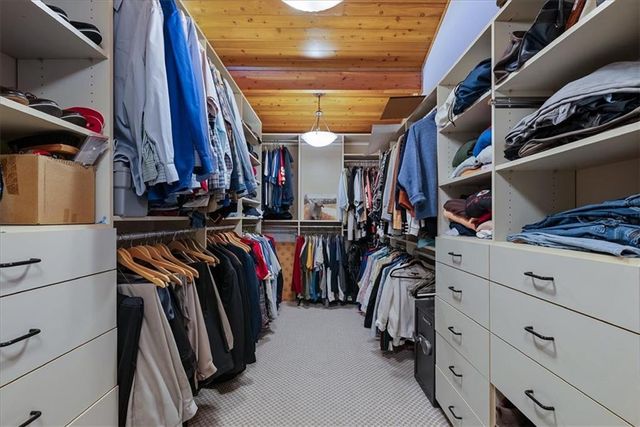 521 N 1450th Road, Lawrence, KS 66049