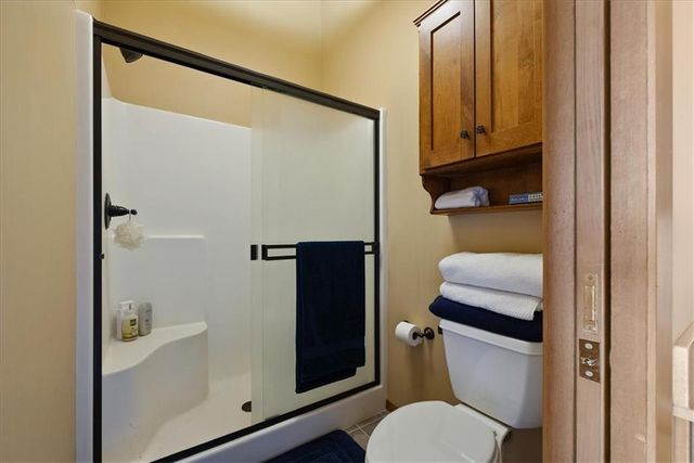 521 N 1450th Road, Lawrence, KS 66049