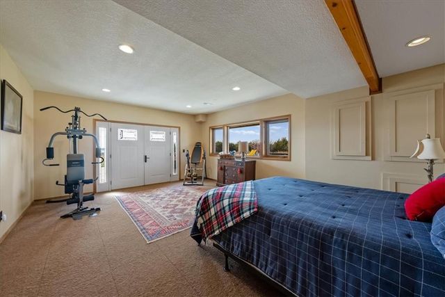 521 N 1450th Road, Lawrence, KS 66049