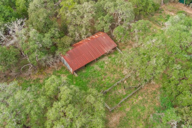 4636 Highway 71, Columbus, TX 78934