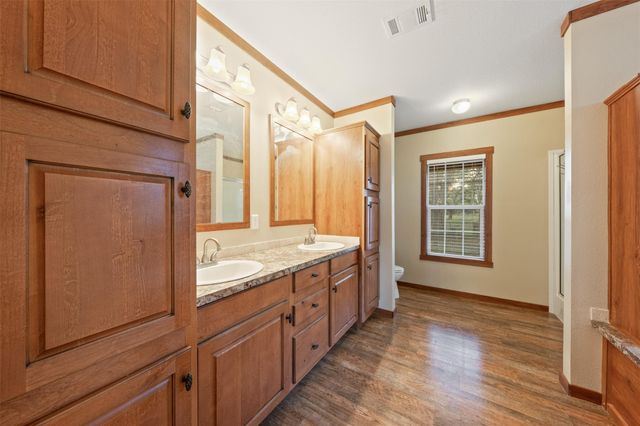 4636 Highway 71, Columbus, TX 78934