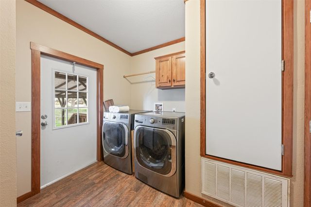 4636 Highway 71, Columbus, TX 78934