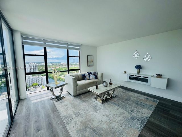 3625 N Country Club Dr 2409, Aventura, FL 33180
