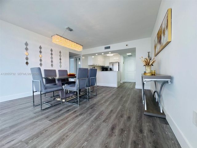 3625 N Country Club Dr 2409, Aventura, FL 33180
