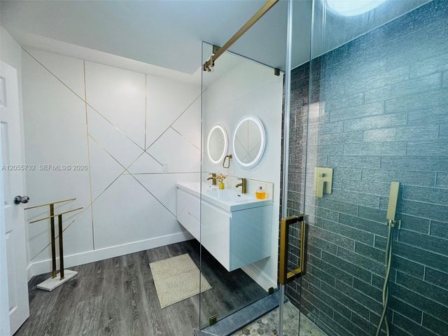 3625 N Country Club Dr 2409, Aventura, FL 33180