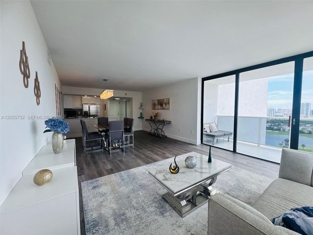 3625 N Country Club Dr 2409, Aventura, FL 33180