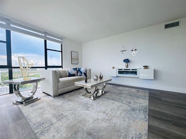 3625 N Country Club Dr 2409, Aventura, FL 33180
