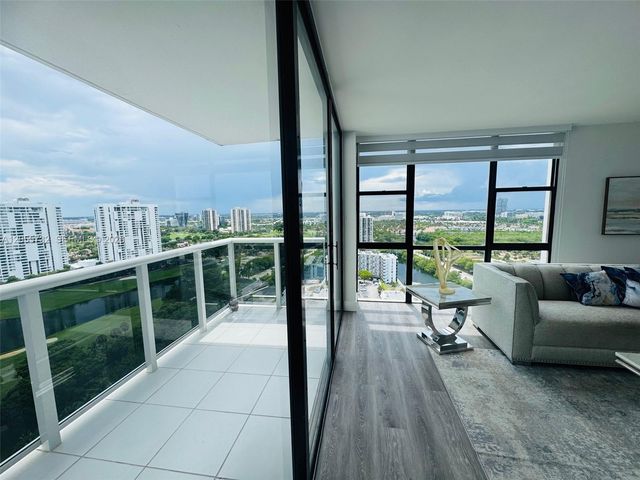 3625 N Country Club Dr 2409, Aventura, FL 33180