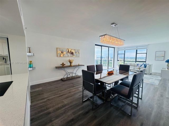 3625 N Country Club Dr 2409, Aventura, FL 33180